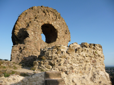Ruines du château de l’Engelbourg (Crédits : O. Malbos) Crédits : O. Malbos